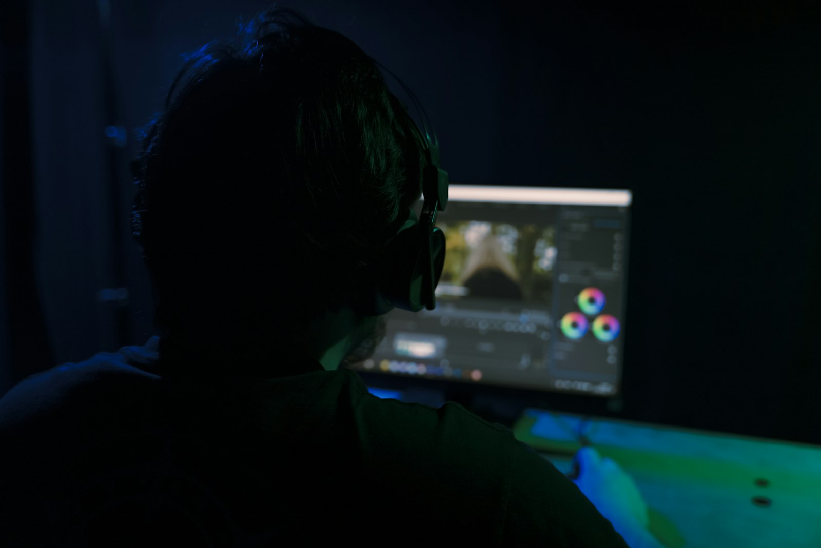 kepemilikan game digital player lisensi studio IP platform